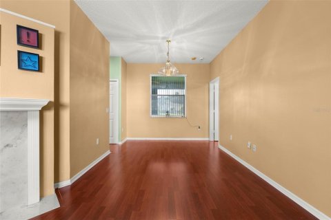 Villa ou maison à vendre à Kissimmee, Floride: 3 chambres, 174.28 m2 № 2396727 - photo 5