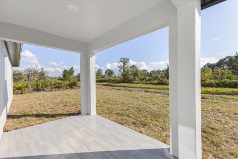 House in Sebring, Florida 3 bedrooms, 134.71 sq.m. № 2430748 - photo 6