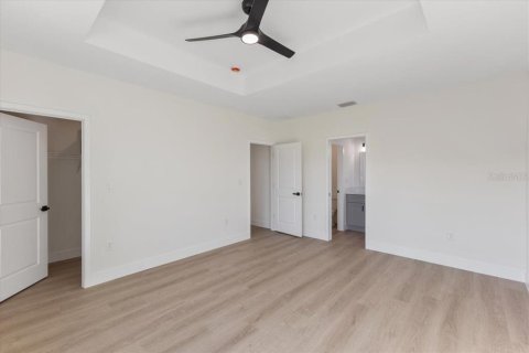 House in Sebring, Florida 3 bedrooms, 134.71 sq.m. № 2430748 - photo 8