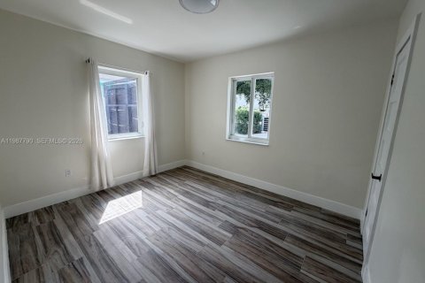 Купить виллу или дом в Майами, Флорида 4 спальни, 114.73м2, № 2050754 - фото 9