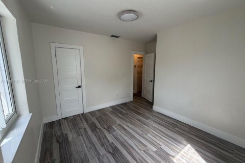 Купить виллу или дом в Майами, Флорида 4 спальни, 114.73м2, № 2050754 - фото 10