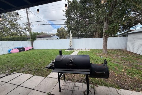 Купить виллу или дом в Майами, Флорида 4 спальни, 114.73м2, № 2050754 - фото 21