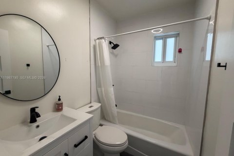 Купить виллу или дом в Майами, Флорида 4 спальни, 114.73м2, № 2050754 - фото 11