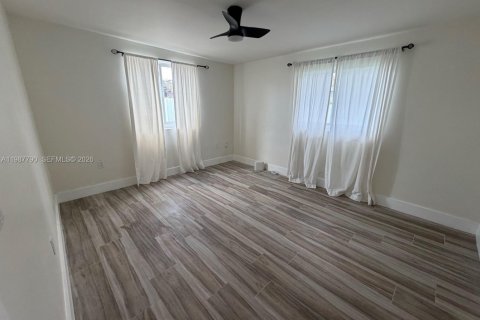 Купить виллу или дом в Майами, Флорида 4 спальни, 114.73м2, № 2050754 - фото 17