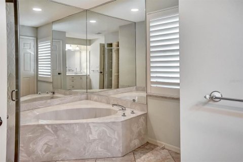 Купить виллу или дом в Венеция, Флорида 7 комнат, 215.44м2, № 2284913 - фото 24
