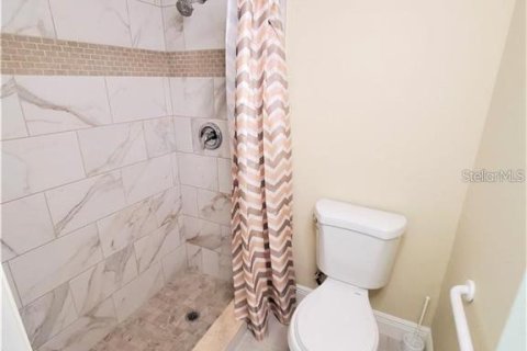 Copropriété à vendre à Sarasota, Floride: 2 chambres, 90.49 m2 № 1815542 - photo 13