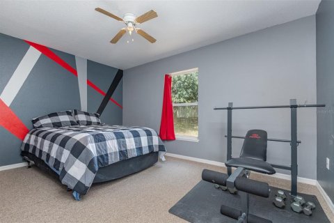 Casa en venta en Fruitland Park, Florida, 4 dormitorios, 197.79 m2 № 1853507 - foto 19