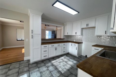 Casa en venta en Saint Petersburg, Florida, 3 dormitorios, 98.38 m2 № 1894908 - foto 7