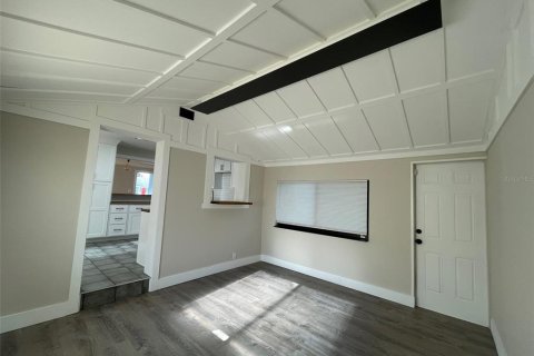 Casa en venta en Saint Petersburg, Florida, 3 dormitorios, 98.38 m2 № 1894908 - foto 3