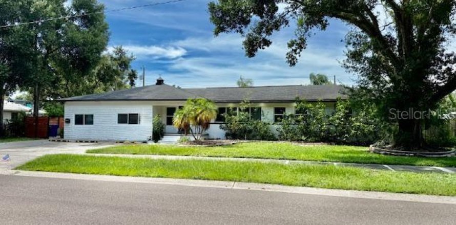 Apartamento en Saint Petersburg, Florida 1 dormitorio, 32.7 m2 № 1880509