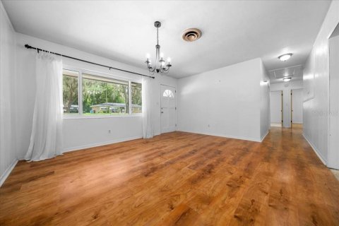 Casa en venta en Ocala, Florida, 3 dormitorios, 179.86 m2 № 1857751 - foto 6