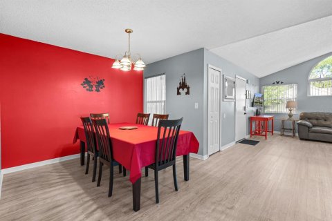 Condo in Kissimmee, Florida, 2 bedrooms  № 2384103 - photo 7