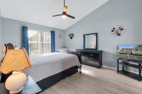Condo in Kissimmee, Florida, 2 bedrooms  № 2384103 - photo 18