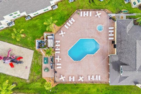 Condo in Kissimmee, Florida, 2 bedrooms  № 2384103 - photo 25