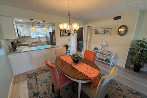Condominio en venta en Bradenton, Florida, 2 dormitorios, 126.81 m2 № 1718726 - foto 13