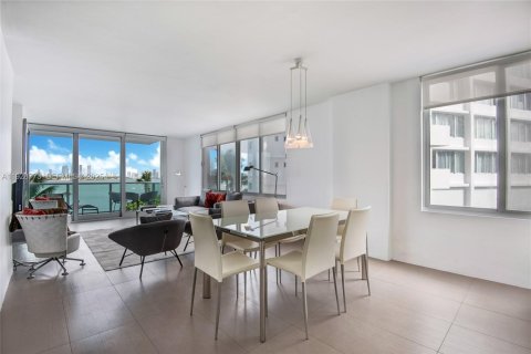 Condominio en venta en Miami Beach, Florida, 2 dormitorios, 111.2 m2 № 1987320 - foto 3