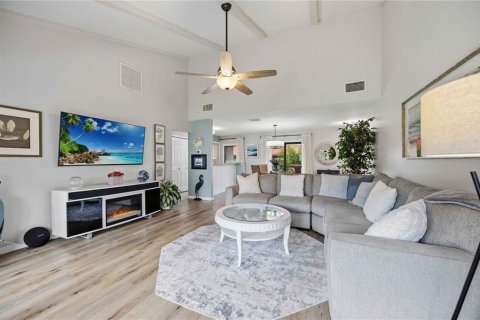 Casa en venta en Sarasota, Florida, 2 dormitorios, 147.9 m2 № 2097457 - foto 15