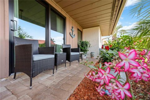 Casa en venta en Sarasota, Florida, 2 dormitorios, 147.9 m2 № 2097457 - foto 7