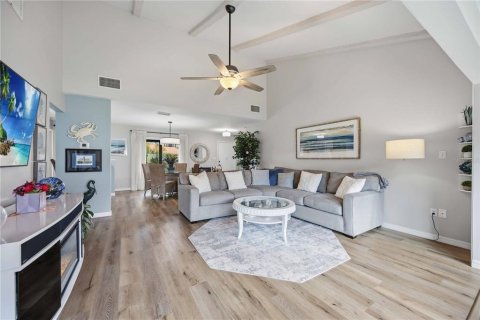 Casa en venta en Sarasota, Florida, 2 dormitorios, 147.9 m2 № 2097457 - foto 14