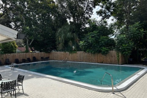 Copropriété à vendre à Tampa, Floride: 2 chambres, 83.52 m2 № 2218001 - photo 16