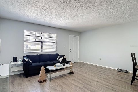 Copropriété à vendre à Tampa, Floride: 2 chambres, 83.52 m2 № 2218001 - photo 4