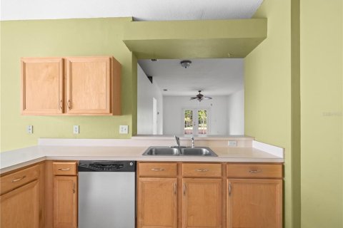 House in Wesley Chapel, Florida 4 bedrooms, 160.72 sq.m. № 1824157 - photo 9