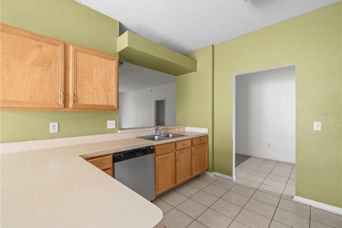 House in Wesley Chapel, Florida 4 bedrooms, 160.72 sq.m. № 1824157 - photo 11