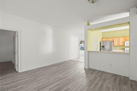 House in Wesley Chapel, Florida 4 bedrooms, 160.72 sq.m. № 1824157 - photo 15