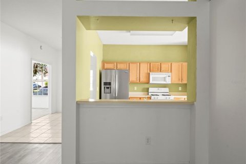 House in Wesley Chapel, Florida 4 bedrooms, 160.72 sq.m. № 1824157 - photo 7