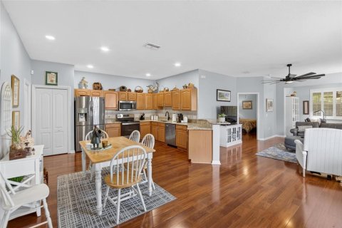 Condominio en venta en Plant City, Florida, 2 dormitorios, 125.98 m2 № 2099870 - foto 16