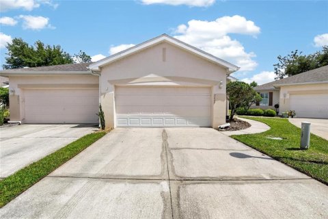 Condominio en venta en Plant City, Florida, 2 dormitorios, 125.98 m2 № 2099870 - foto 5