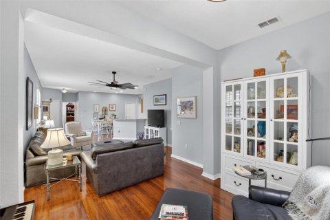 Condominio en venta en Plant City, Florida, 2 dormitorios, 125.98 m2 № 2099870 - foto 26
