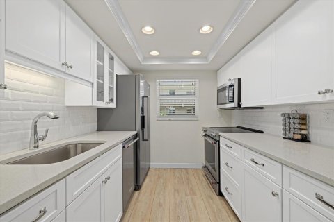 Condominio en venta en Longboat Key, Florida, 2 dormitorios, 139.82 m2 № 2229908 - foto 8