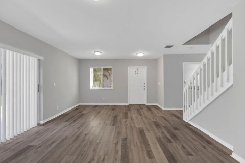 Touwnhouse à vendre à Deerfield Beach, Floride: 3 chambres, 125.23 m2 № 2261694 - photo 6
