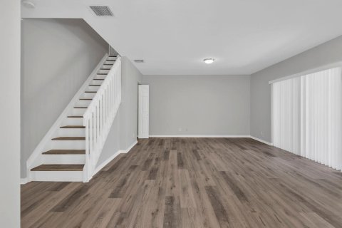 Touwnhouse à vendre à Deerfield Beach, Floride: 3 chambres, 125.23 m2 № 2261694 - photo 10