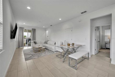 Villa ou maison à vendre à Clermont, Floride: 4 chambres, 152.73 m2 № 1570175 - photo 11