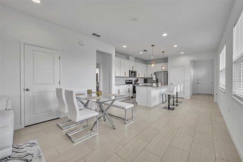 Villa ou maison à vendre à Clermont, Floride: 4 chambres, 152.73 m2 № 1570175 - photo 12