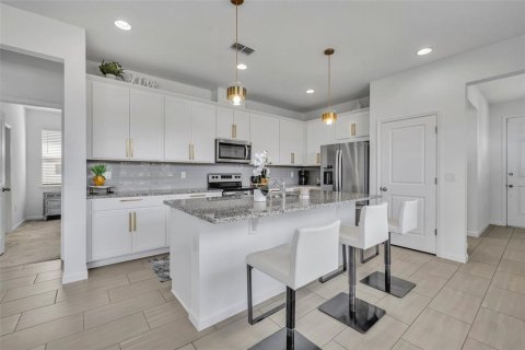 Villa ou maison à vendre à Clermont, Floride: 4 chambres, 152.73 m2 № 1570175 - photo 7