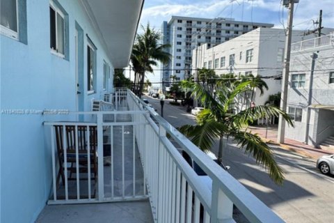 Снять в аренду кондоминиум в Майами-Бич, Флорида 1 спальня, 69.68м2, № 1830214 - фото 5