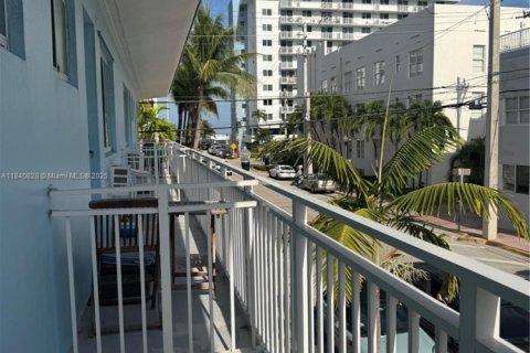 Снять в аренду кондоминиум в Майами-Бич, Флорида 1 спальня, 69.68м2, № 1830214 - фото 14
