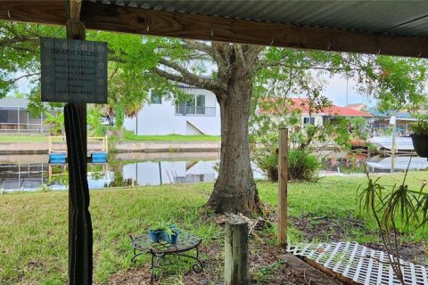Apartamento en alquiler en Port Richey, Florida, 2 dormitorios, 78.97 m2 № 1876820 - foto 19