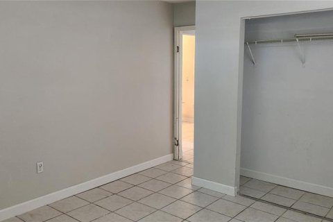Apartamento en alquiler en Port Richey, Florida, 2 dormitorios, 78.97 m2 № 1876820 - foto 15