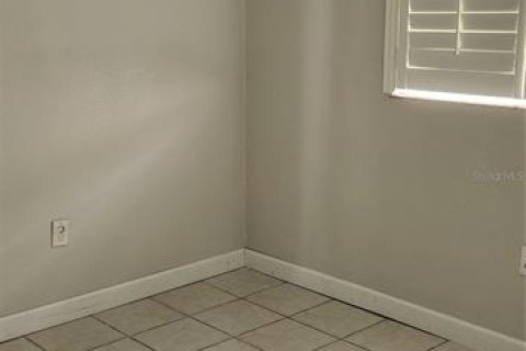 Apartamento en alquiler en Port Richey, Florida, 2 dormitorios, 78.97 m2 № 1876820 - foto 13