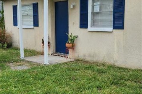 Apartamento en alquiler en Port Richey, Florida, 2 dormitorios, 78.97 m2 № 1876820 - foto 2