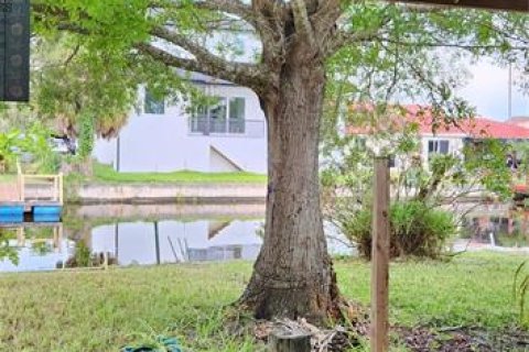 Apartamento en alquiler en Port Richey, Florida, 2 dormitorios, 78.97 m2 № 1876820 - foto 18