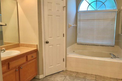 Casa en alquiler en Clermont, Florida, 4 dormitorios, 191.1 m2 № 1871056 - foto 8