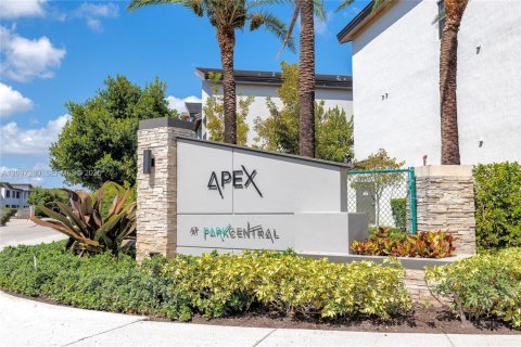 Condo à Doral, Floride, 3 chambres  № 2415887