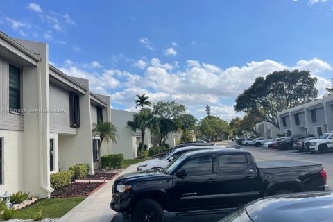 Touwnhouse à Pembroke Pines, Floride 3 chambres, 136.75 m2 № 2003933