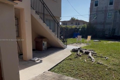 Apartamento en alquiler en Miami, Florida, 1 dormitorio, 236.53 m2 № 1951819 - foto 7