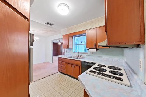 Casa en venta en Tampa, Florida, 3 dormitorios, 126.35 m2 № 1131813 - foto 26